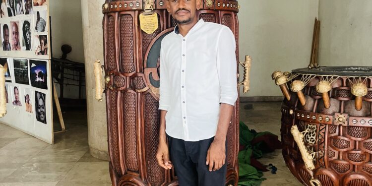 The National Theater of Ghana: A Cultural Jewel Explored by Salone Adventure Founder