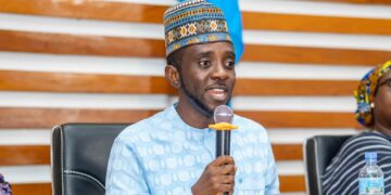 The arrested suspect may have ties to Middle Eastern terrorist groups, says information minister