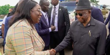 Pictures:Liberia President warmly welcomed in Sierra Leone