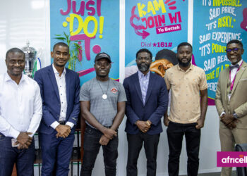 SaloneAdventures& High School Africa teams pose with the CEO of Afrimoney and team